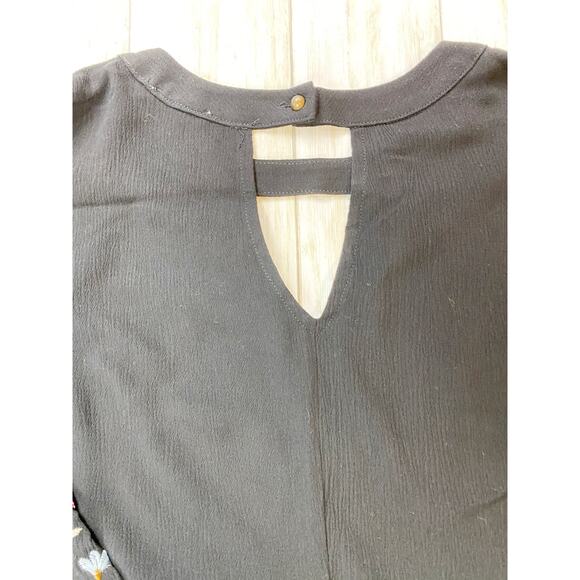 JODIFL Black A-Line Bell Sleeve Dress - Picture 8 of 16